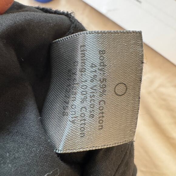 Seventy Two Changes Black Shiny Convertible Cargo Pants - Size 4 - Picture 7 of 8